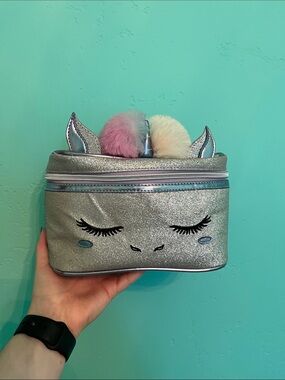 NWT Under One Sky Glitter Unicorn Cosmetic Bag Case